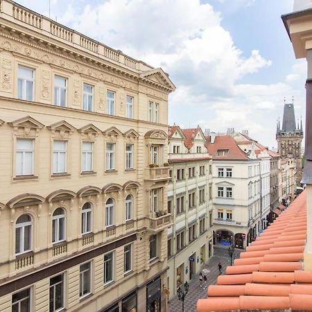 Charles Bridge Tower / Prague Castle View Apartamento Exterior foto